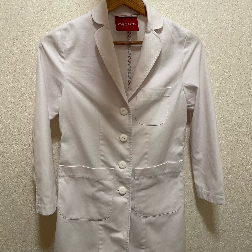 Medelita Ellody Women's White Lab Coat